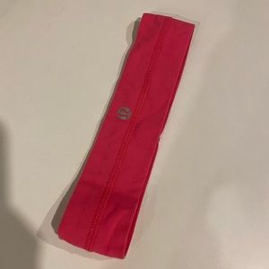 ✨ 2/10 Lululemon Headbands